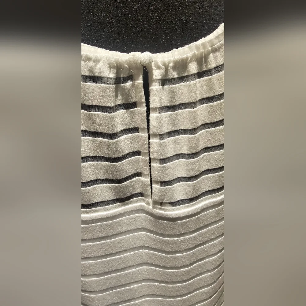 INC International Concept Illusion-Stripe HalterTop White Size X-Large - Picture 4 of 7